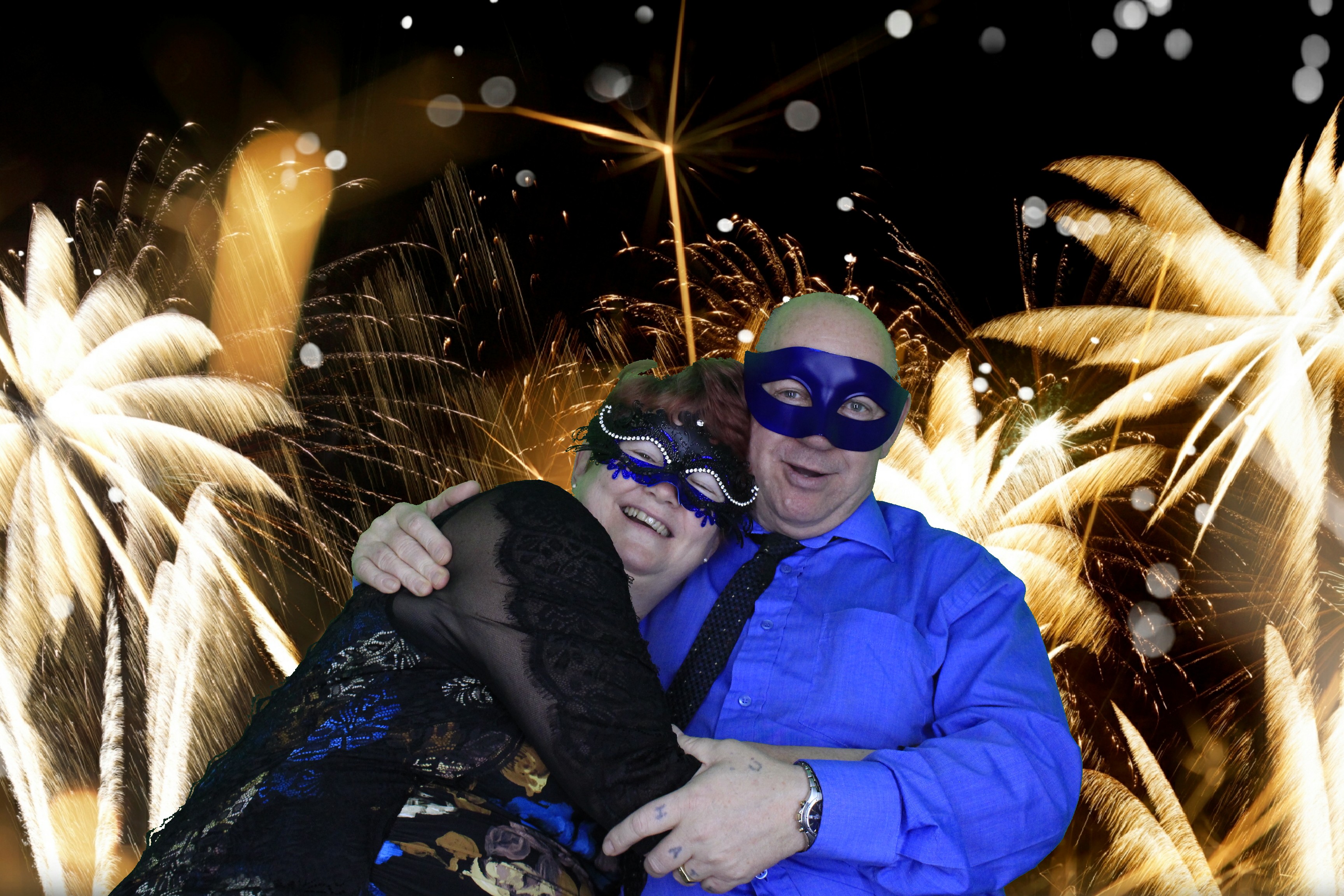 New Years Eve Party Silvermere | View more photos from the event at gallery.myphotoboothexperience.co.uk/u/MyPhotoBoothExperienceLtd/New-Years-Eve-Party-Silvermere